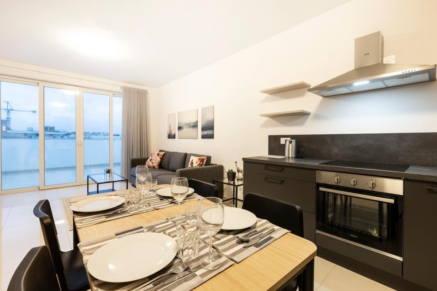 Ta Xbiex Beautiful Central Penthouse 1Br מראה חיצוני תמונה