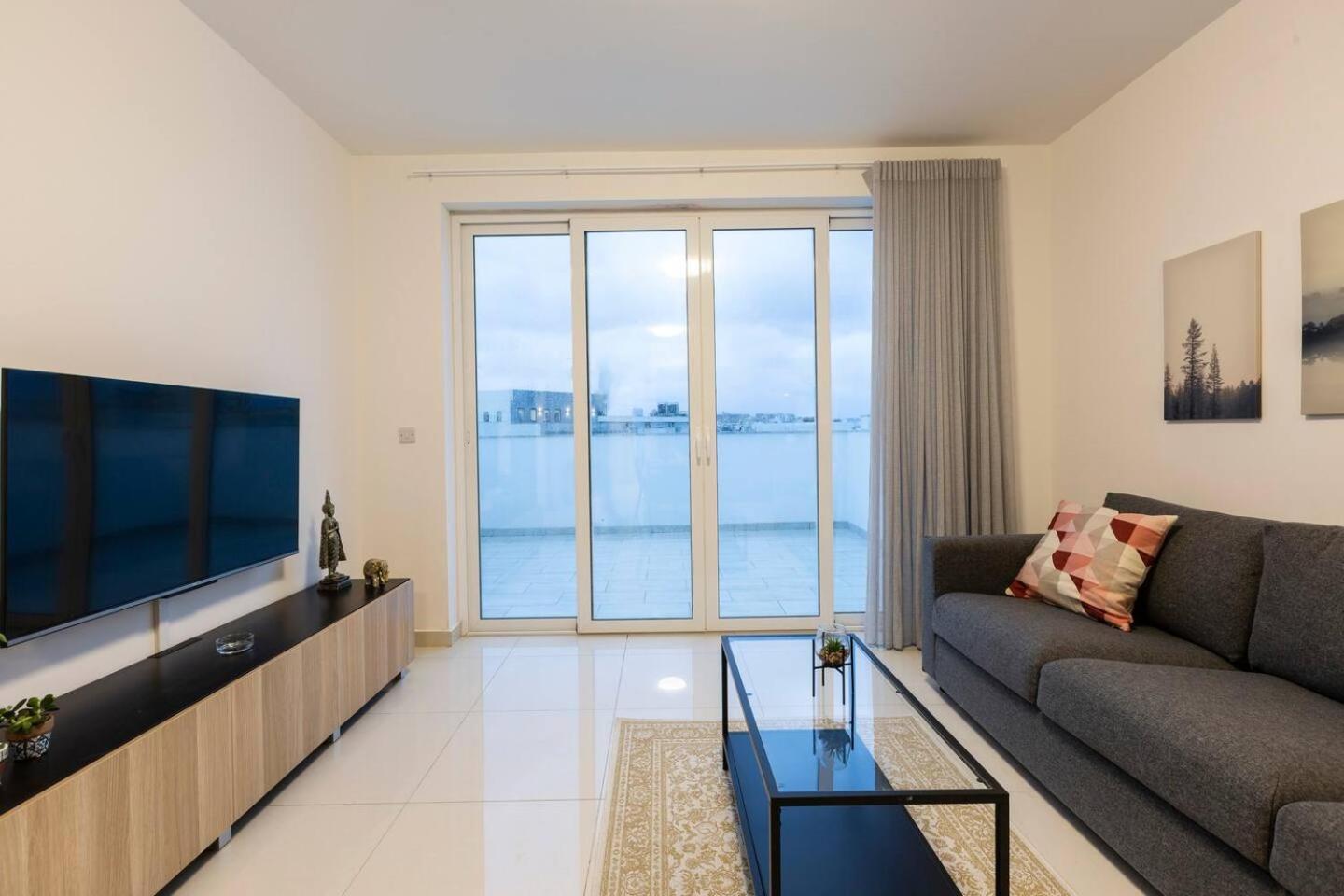 Ta Xbiex Beautiful Central Penthouse 1Br מראה חיצוני תמונה